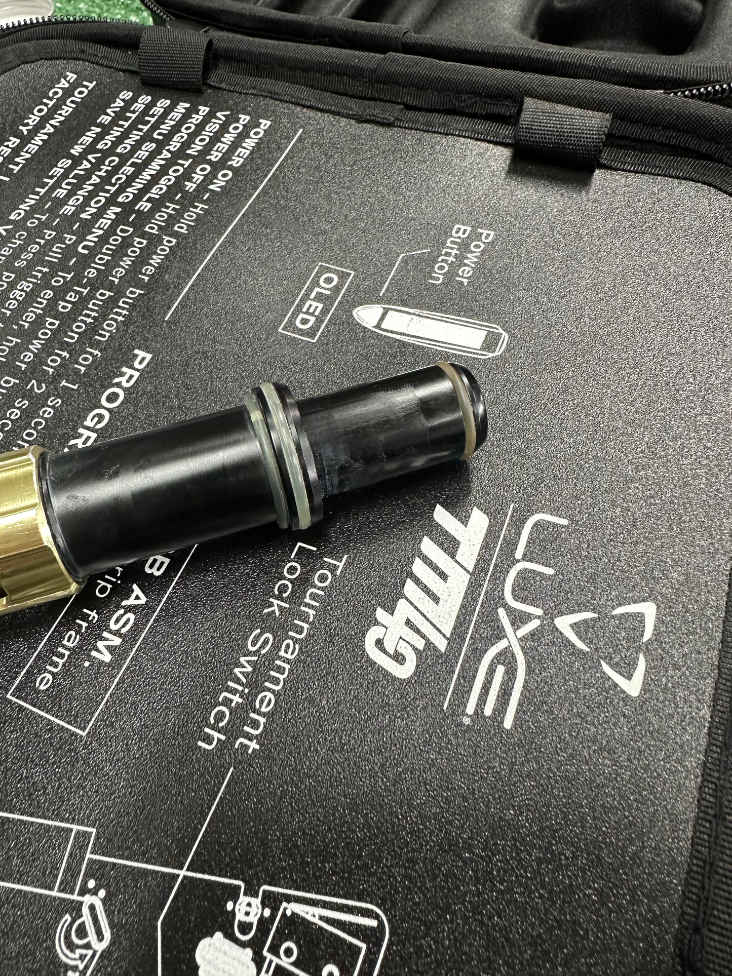 Used DLX Luxe TM40 w/ F16 Bolt – Black (#6020)