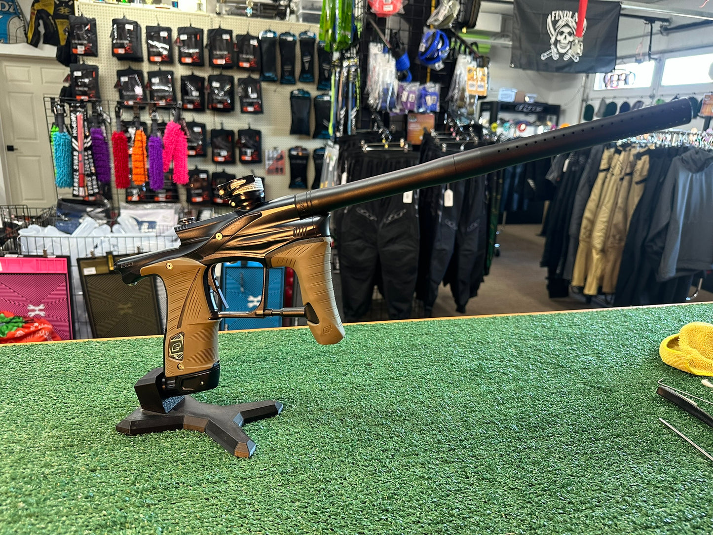 USED LV1.6 - Midnight w/ tan grips(#39876)