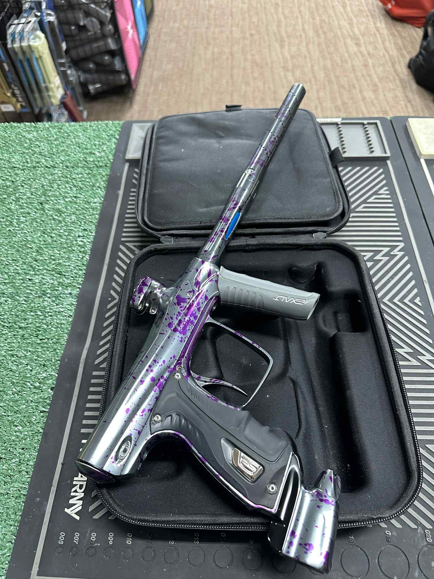 Used Shocker RSX - Purple Splash (#SHK0527)