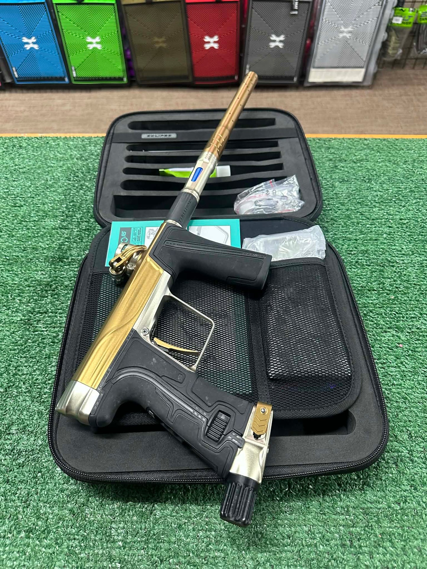 Used Geo R5 - Retribution (Gold /Sandstone)(#66580)