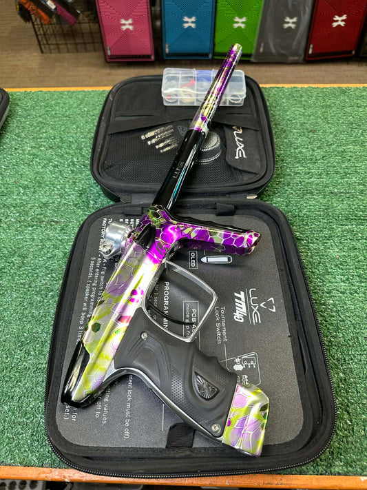Used Luxe TM40 - Technohex Purple (#tm-5592)