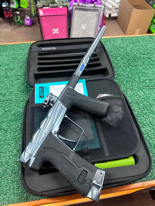 Used Infamous R5 - Pewter(#69436)