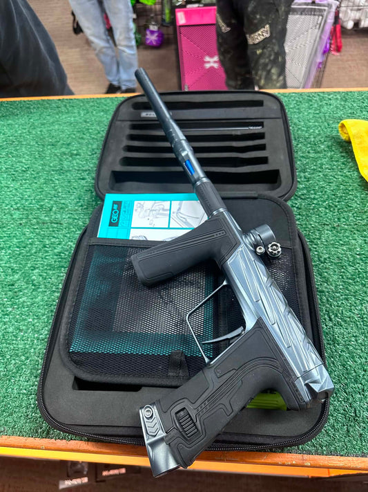 Used Infamous R5 - Pewter(#69436)