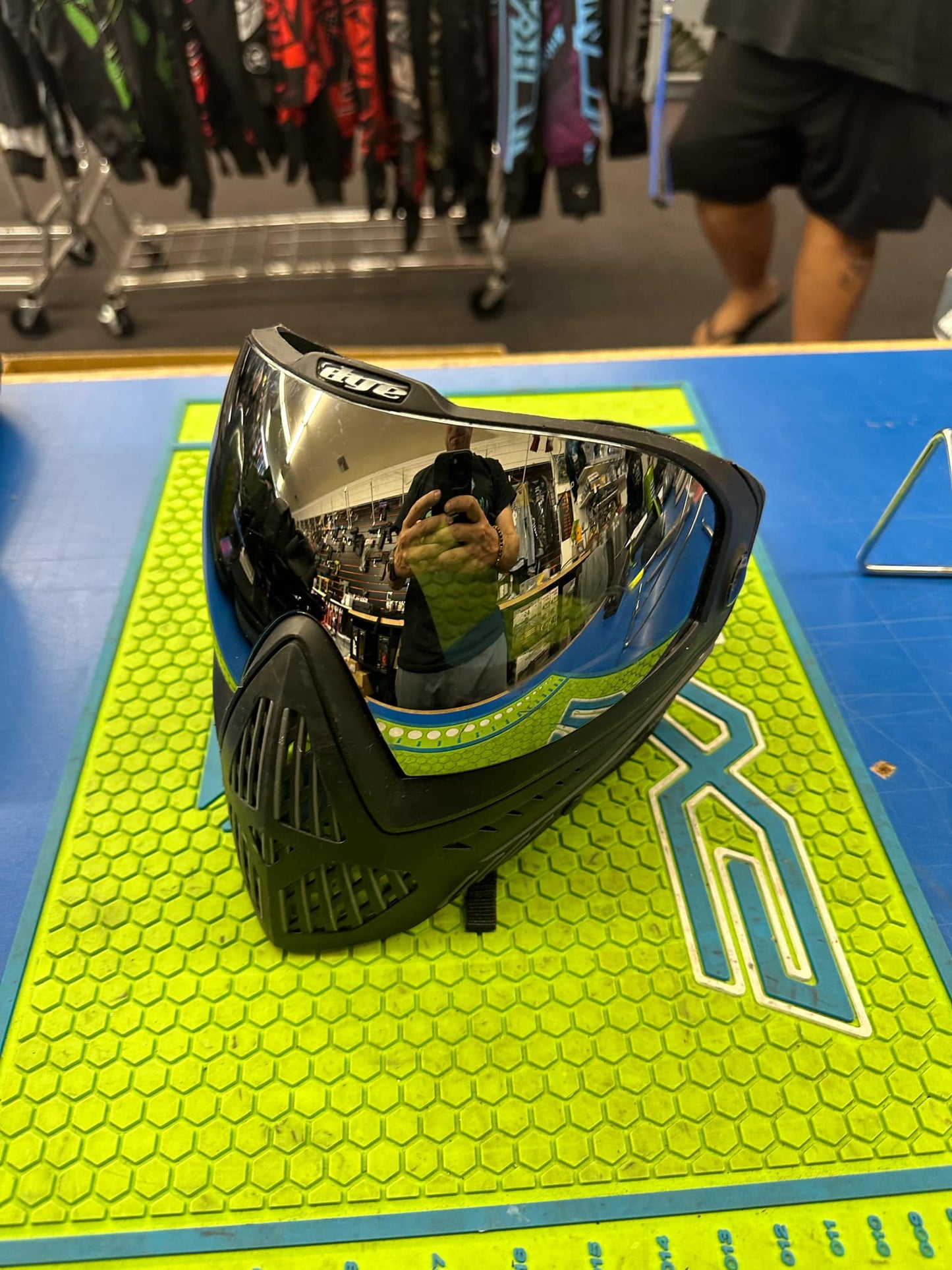 Used DYE I5 Goggles - Black