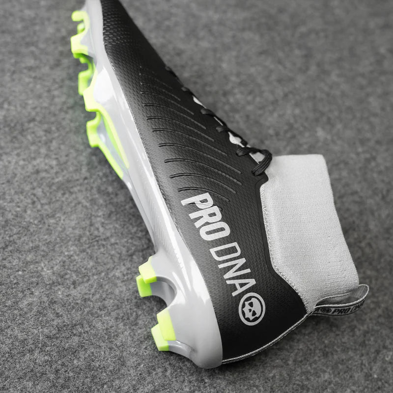 PRO DNA™ TOURNAMENT PRO CLEATS
