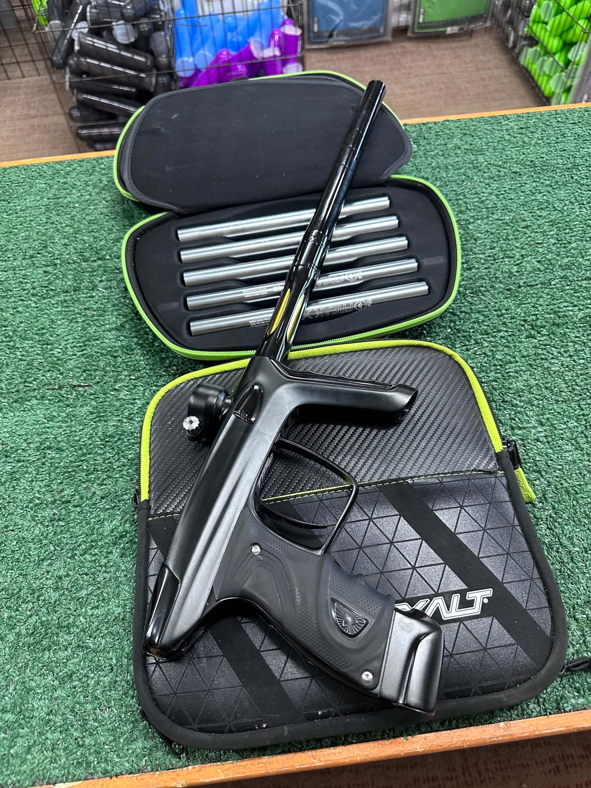 Used Luxe TM40 W/Freak barrel kit - Black (#TM-2445)