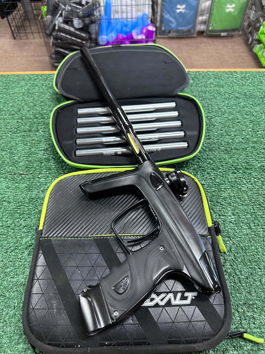 Used Luxe TM40 W/Freak barrel kit - Black (#TM-2445)