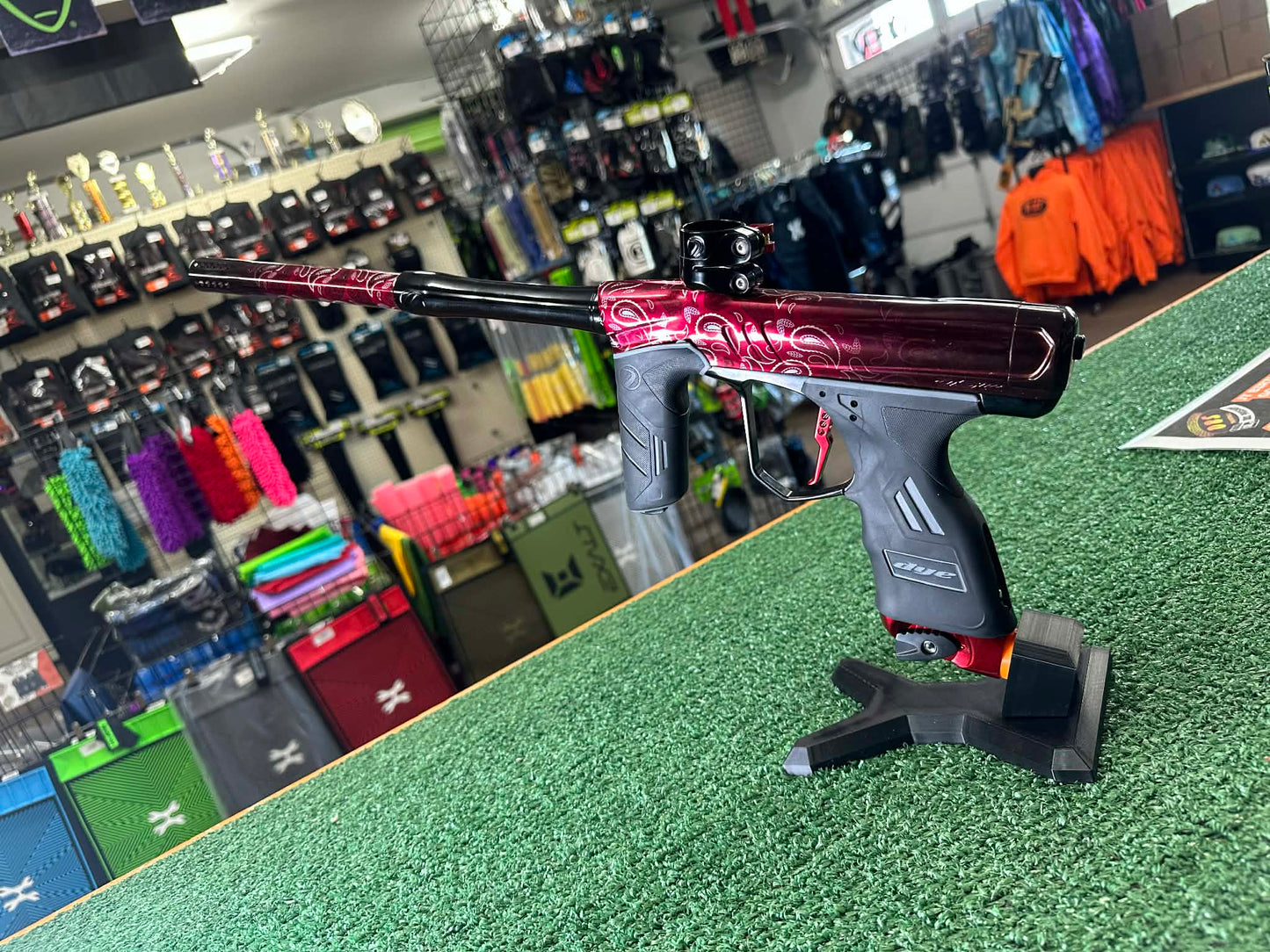 Used Dye Dsr+ W/ Ironmen Pro Kit - Red Bandana(#)